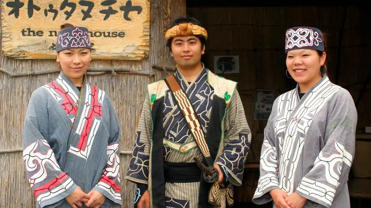 Mengenal Suku Ainu, Penjaga Tradisi dari Utara Jepang